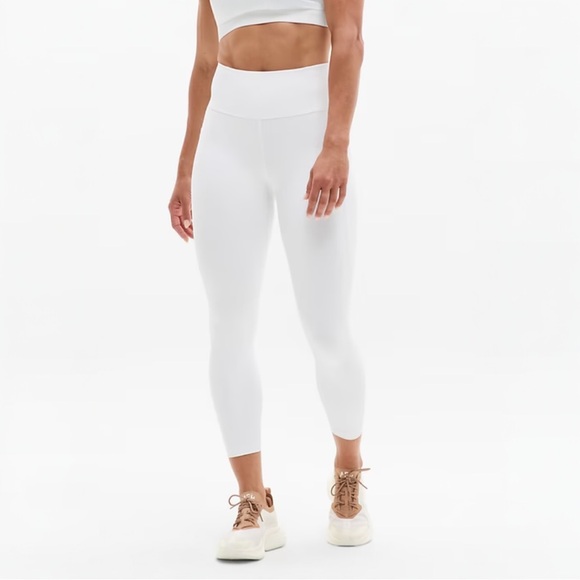 NWT Athleta Interval Stash 7/8 Tight in color Bright White - Picture 1 of 6